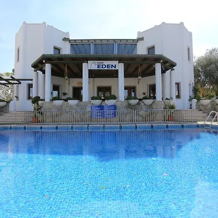 Eden Hotel 2*